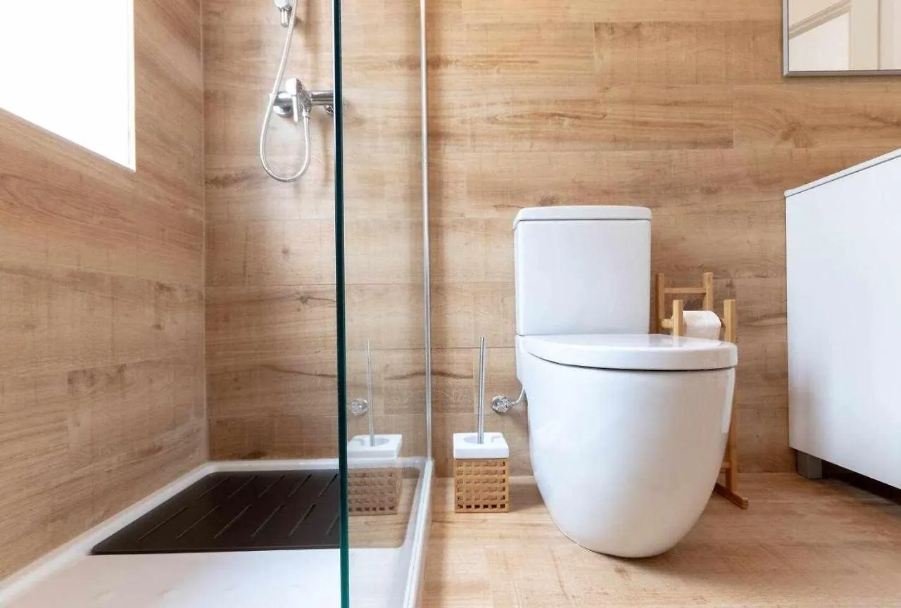 Apartamento KUIA en Gran Bilbao con terraza y vistas a un parque Basauri